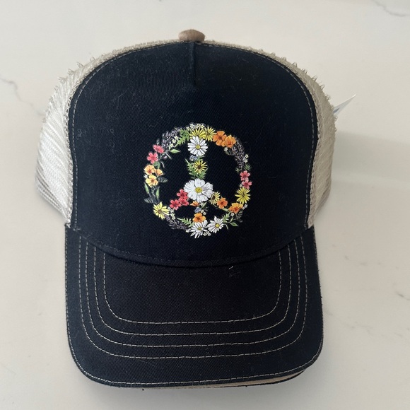 NWT-Floral Peace Sign Trucker Hat - Picture 3 of 6